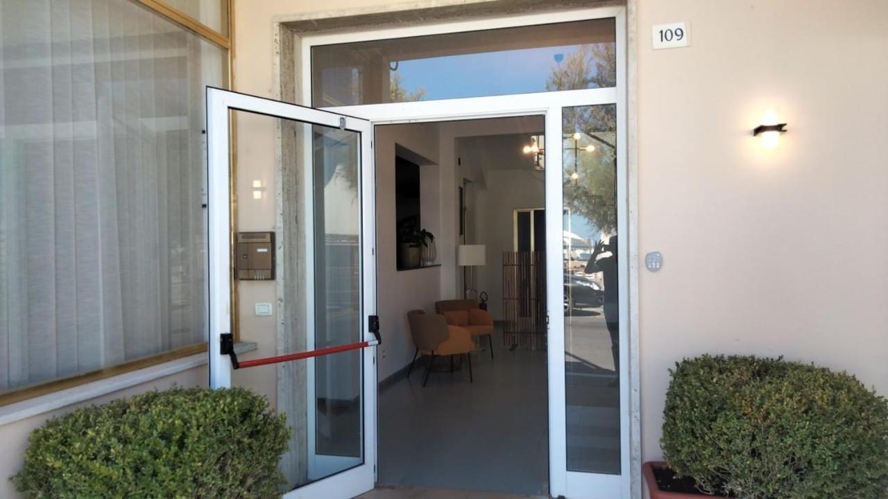 Hotel Il Faro Senigallia Exterior foto